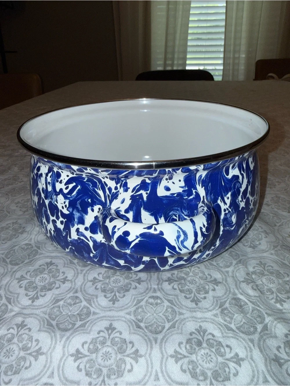 Golden Rabbit Enamelware Dutch Oven 2.5 qt Cobalt Blue & White Swirl